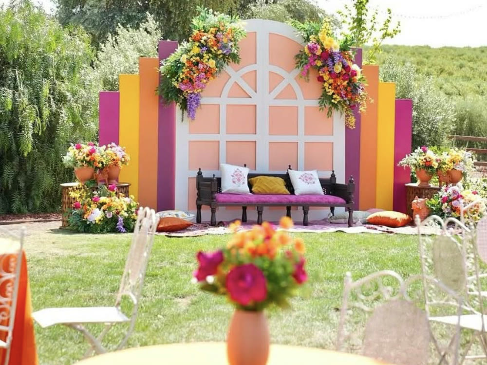 Colorful Arch Backdrop Set